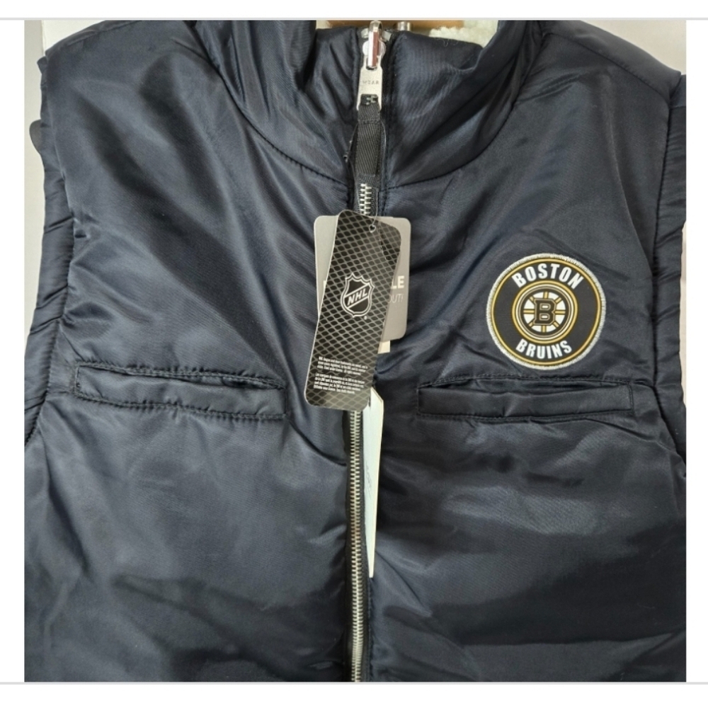 Women's NHL Boston Bruins Large Reversible Sherpa Full-Zip Vest NWT - Picture 2 of 7